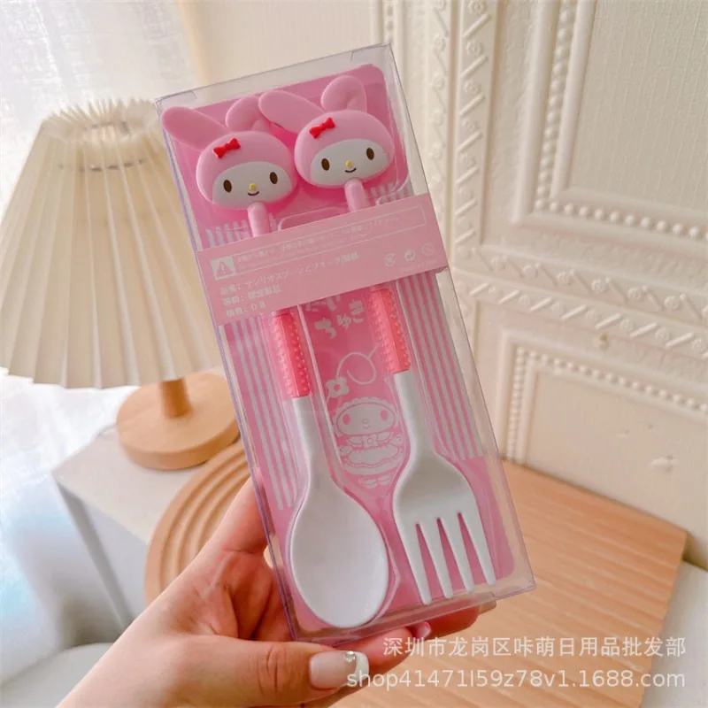 مرحبا كيتي مجموعة أدوات المائدة لطيف أنيمي الكرتون فتاة Kt عنبر المنزل المحمولة شوكة ملعقة نزهة اكسسوارات طالب هدية بالجملة