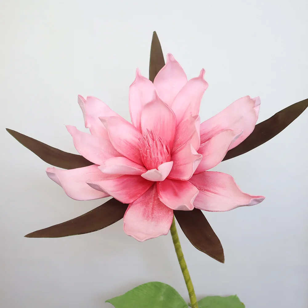 

Большой искусственный цветок магнолии из пенополиэтилена на длинной стойке для оформления свадебных сцен, домашнего декора, реквизита для фотосессий, праздничных DIY-украшений