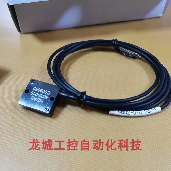 * Spot Sales * New Original Precision MEAS Acceleration Sensor 4602-010-060-C In Stock