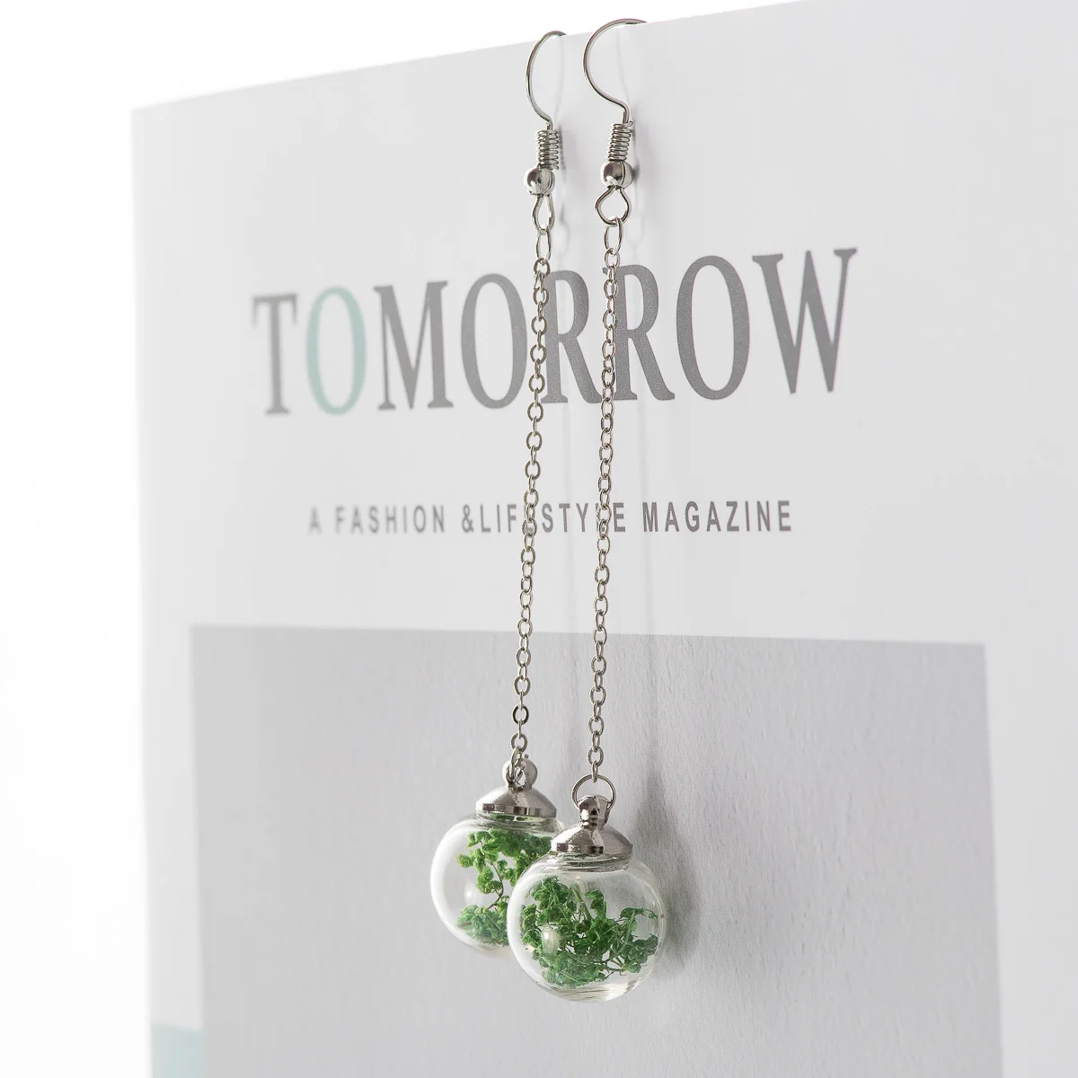 

Серьги-подвески женские в виде цветка в стеклянном шаре