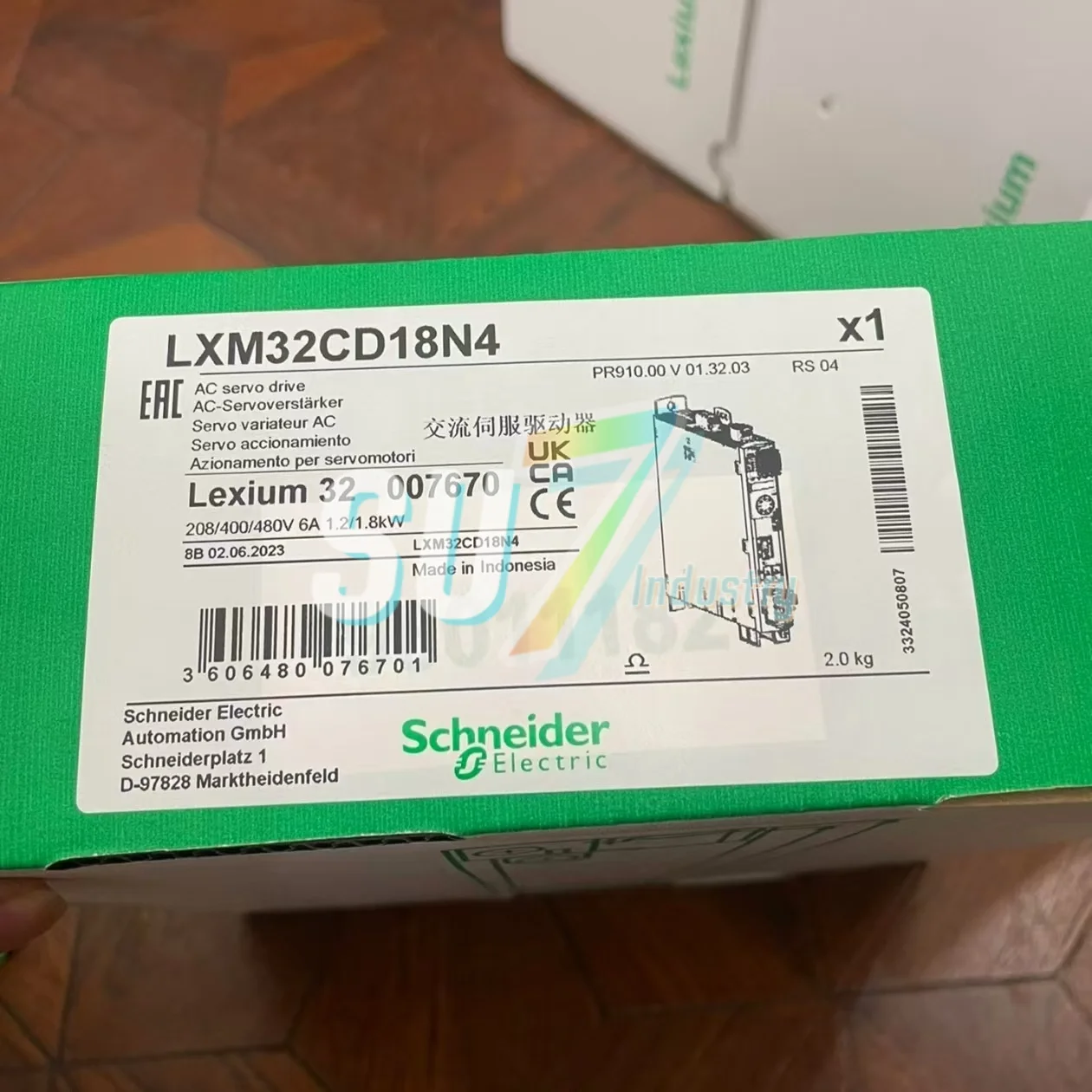 سائق سيرفو LXM28AU20M3X LXM32CD18N4 جديد وأصلي