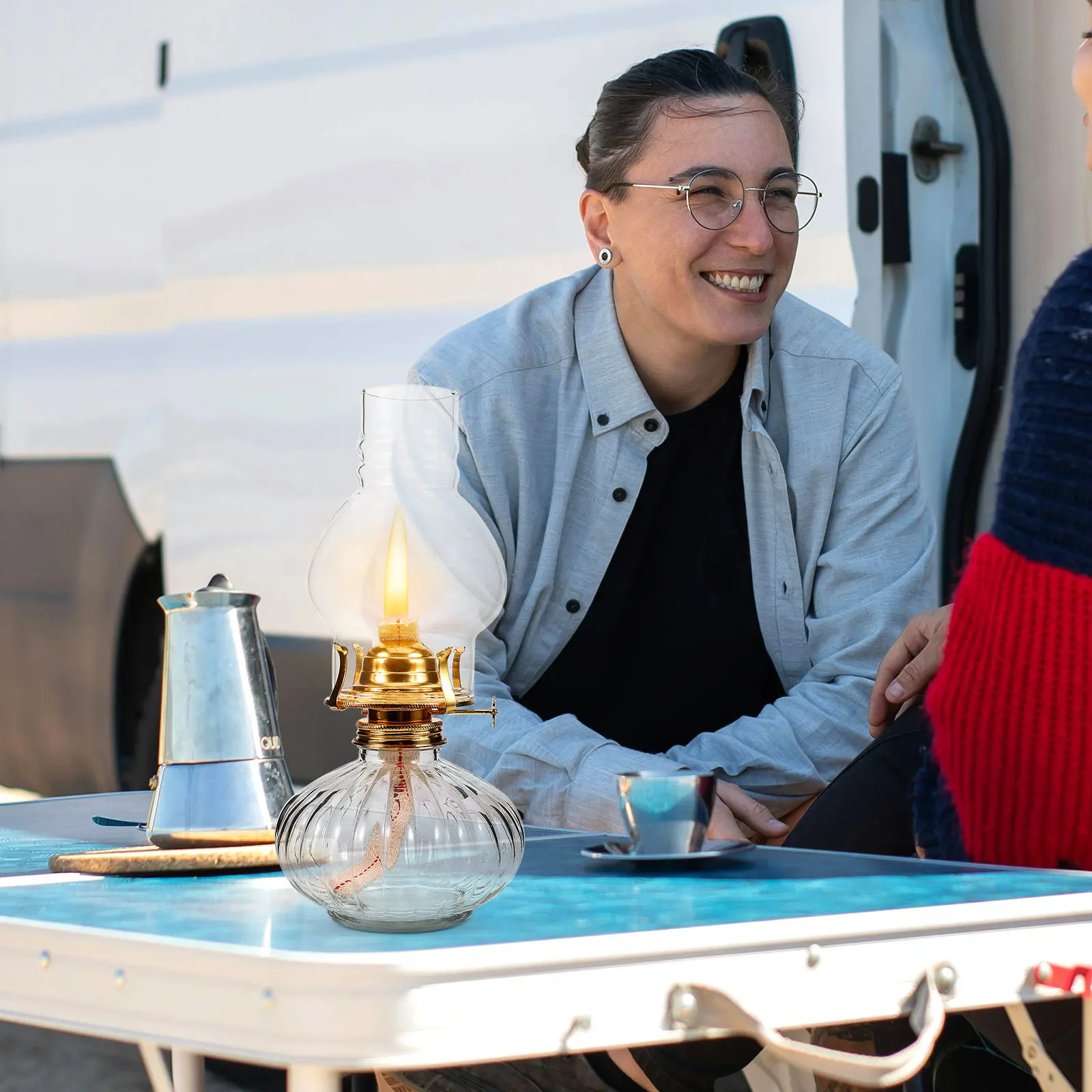 

Стеклянная винтажная масляная лампа, декоративный настольный светильник для использования в помещении, для свадеб, вечеринок, домашнего декора, балкона, двора