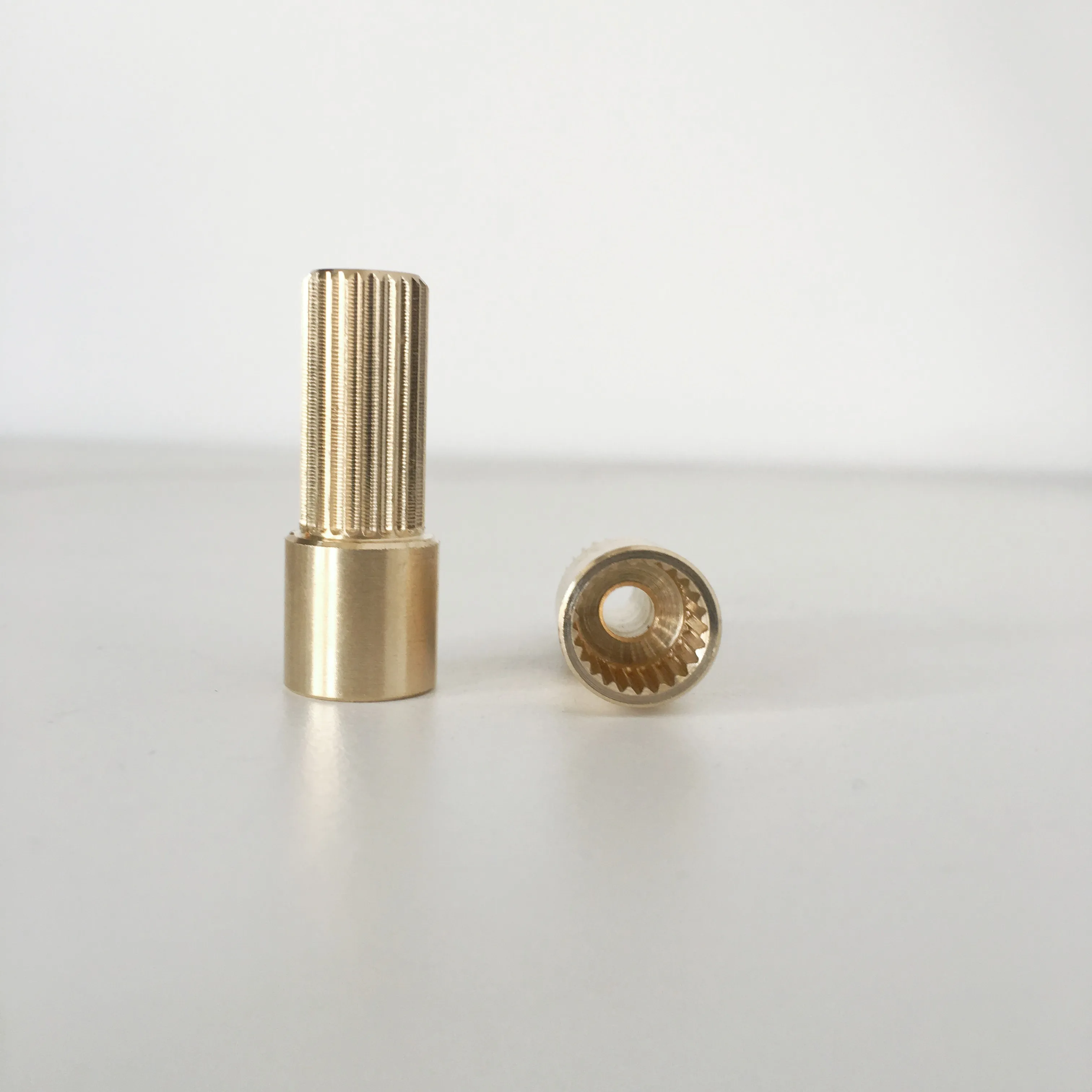 100% brass 9.6mm 24 teeth faucet cartridge extension rod The length can be freely cut