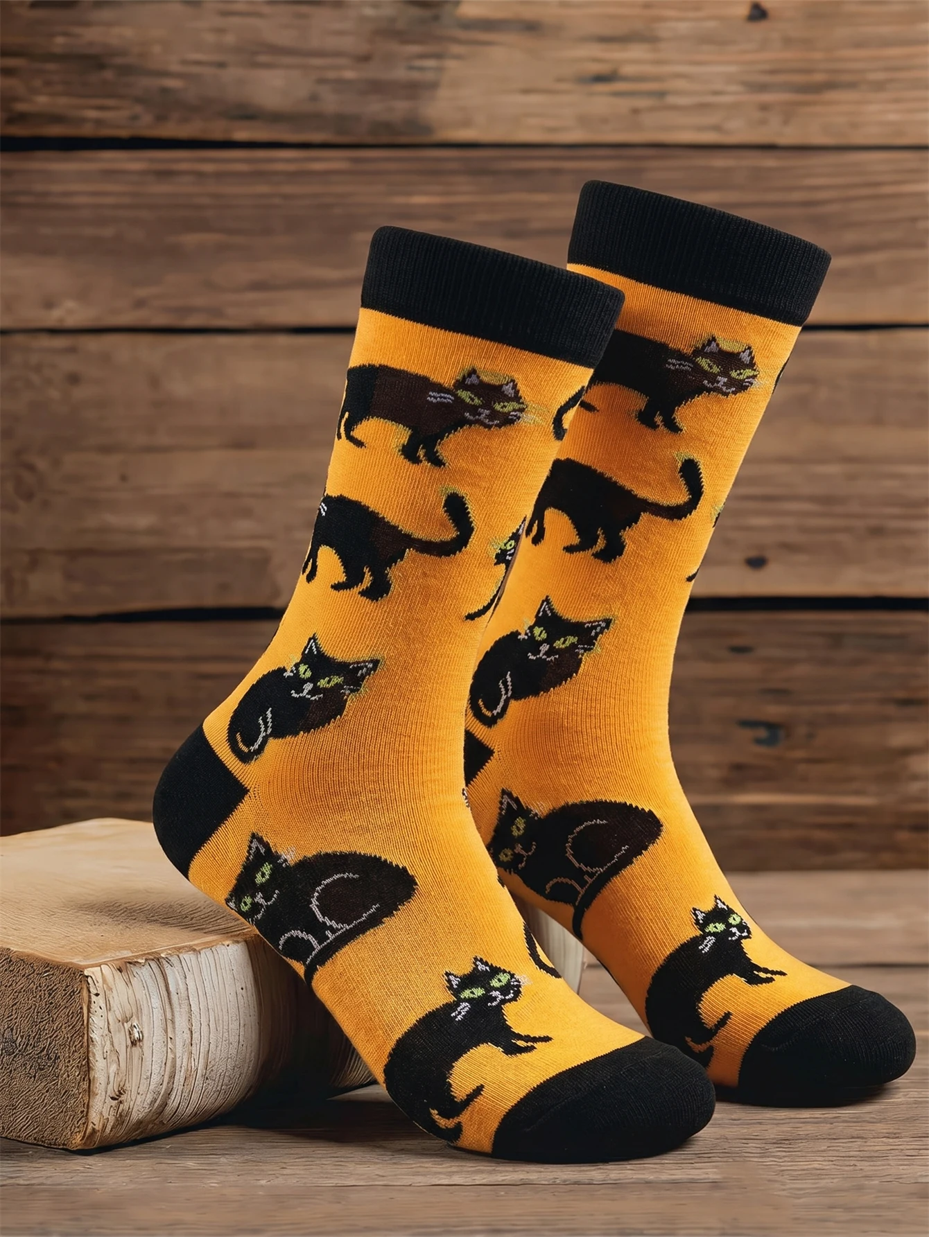 Black Cat Crew Baumwollsocken für Herren, Neuheits-Mittelsocken, lustiger Gothic-Katzen-Print, lässige Alltagssocken, Streetwear