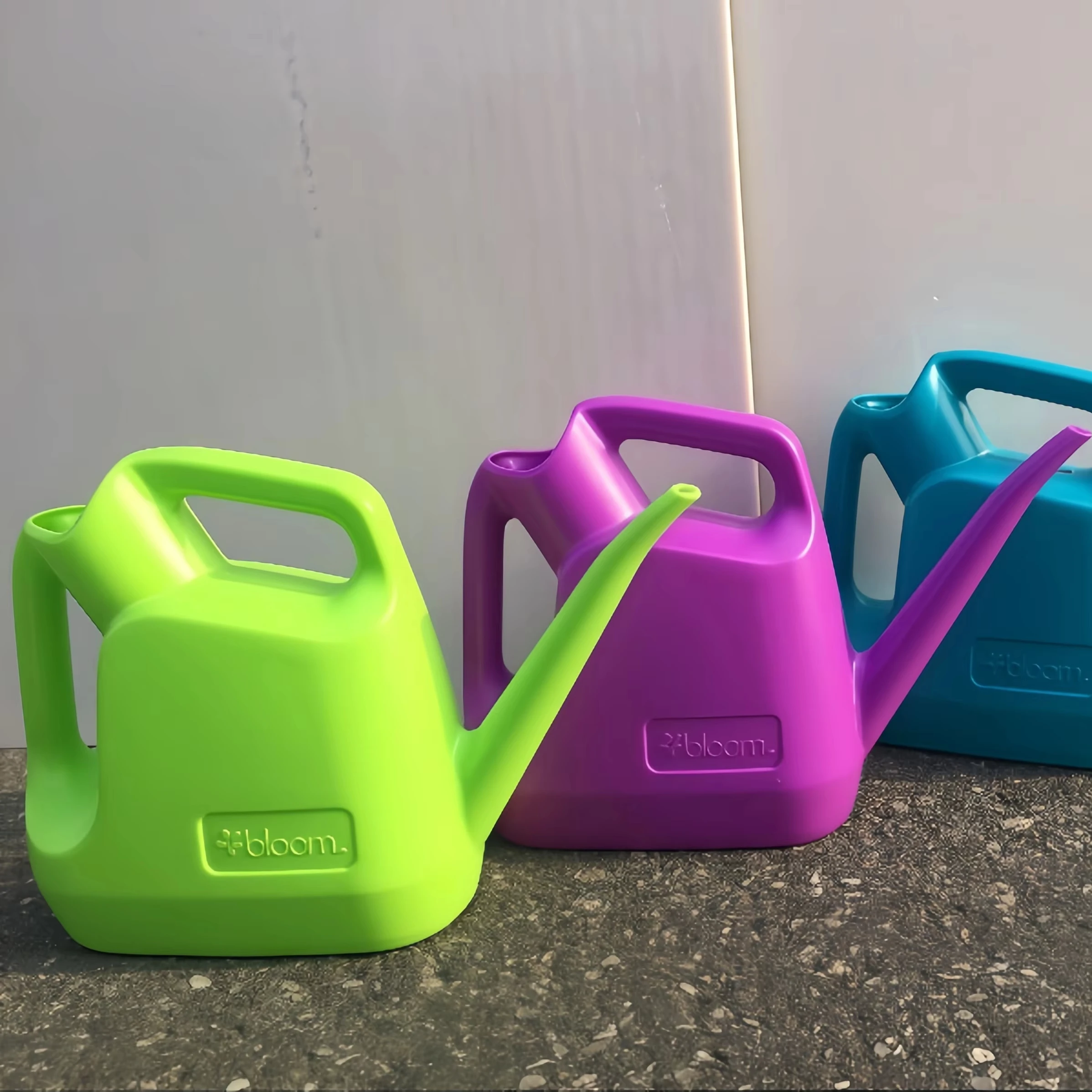 

1.5L Manufacturer Factory OEM Plastic Watering Can for Garden and Agricultural