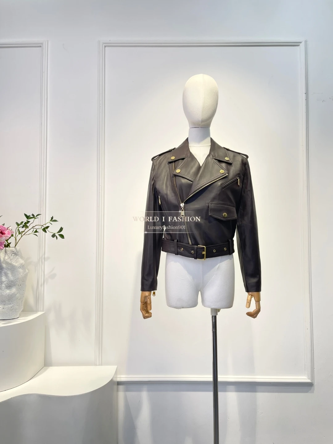 

Женская одежда Коричневое/черное кожаное пальто с длинными рукавами и лацканами Топы Кожаная куртка для женщин