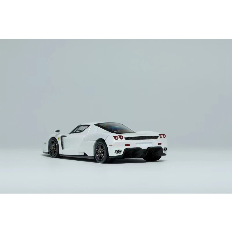 PreSale KING 1:64 Enzo Metal WHITE Openable Hood Diecast Diorama Car Model Collection Miniature Toys