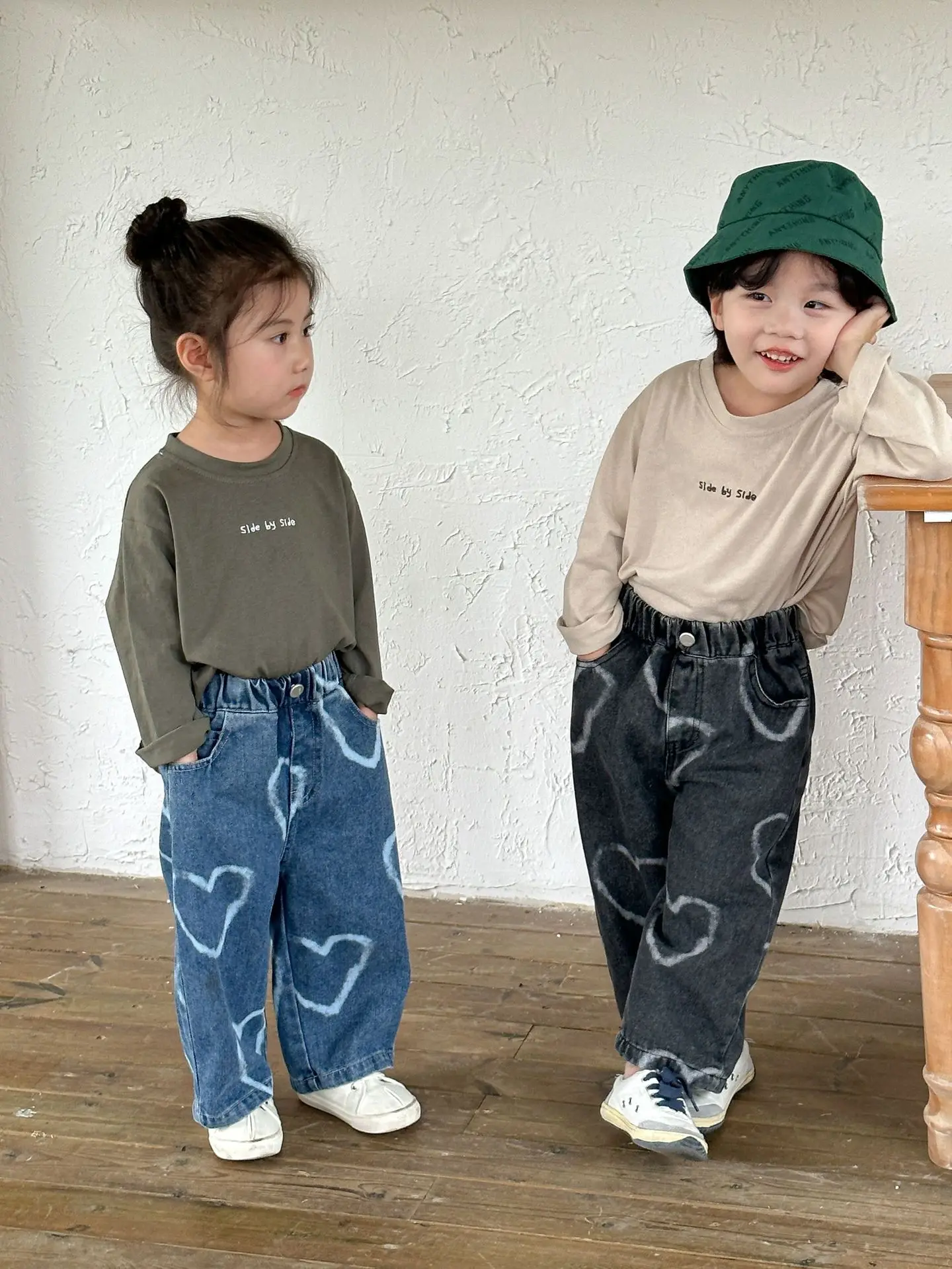 Children\'s Pants 2024 Autumn Korean Boys Jeans Heart Print Girls Denim Trousers Baby Toddler Cotton Kid\'s Straight  Jeans