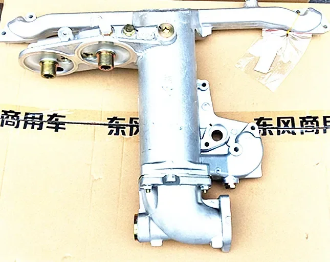 

Original Dongfeng DCI11 engine Oil cooler assembly D5010550127 5010550127