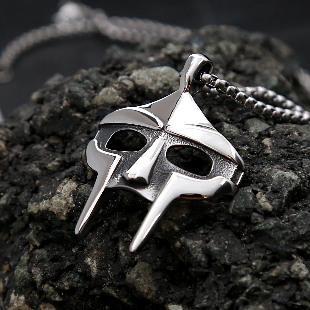 Fashion Retro Creative MF DOOM Mask Pendant Punk Stainless Steel Skull Mask Necklace Locomotive Hip Hop Jewelry Gift Wholesale