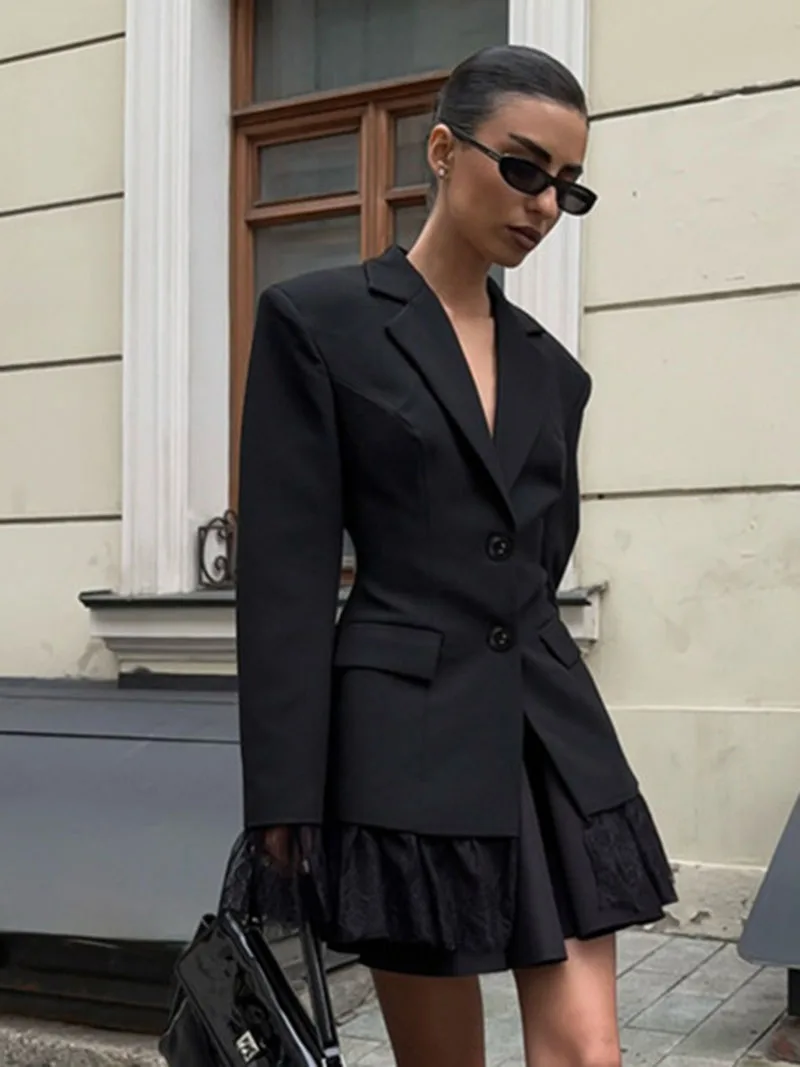 Módní krajkové tenké sako s jedním knoflíkem, volné, s výstřihem do V, plným rukávem, ramenními vycpávkami, černé sako, podzim 2025, dámské street outfity - náhled 4
