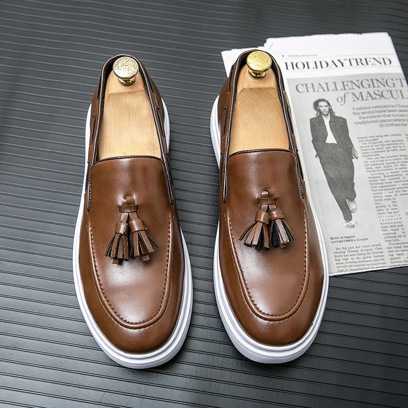 

Male Wedding Party Flats Tasseled Loafers Casual Business Footwea Leather Mens Shoes New Dress Shoes Slip-on Office Formal Shoes