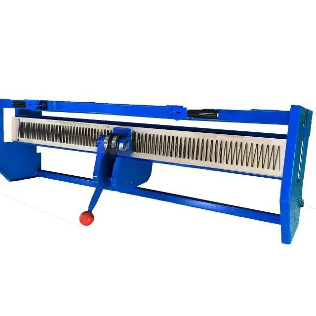 Poinçonneuse à bande transporteuse