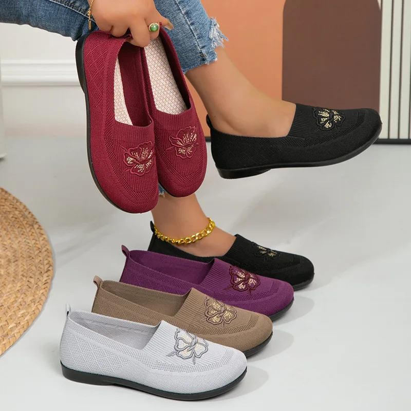 Damen-Strick-Slipper mit Blumenstickerei, flache Schuhe, atmungsaktives Mesh-Material, weiche Sohle, ideal für ältere Damen, Mütter, zum täglichen Gehen. – Detail 1