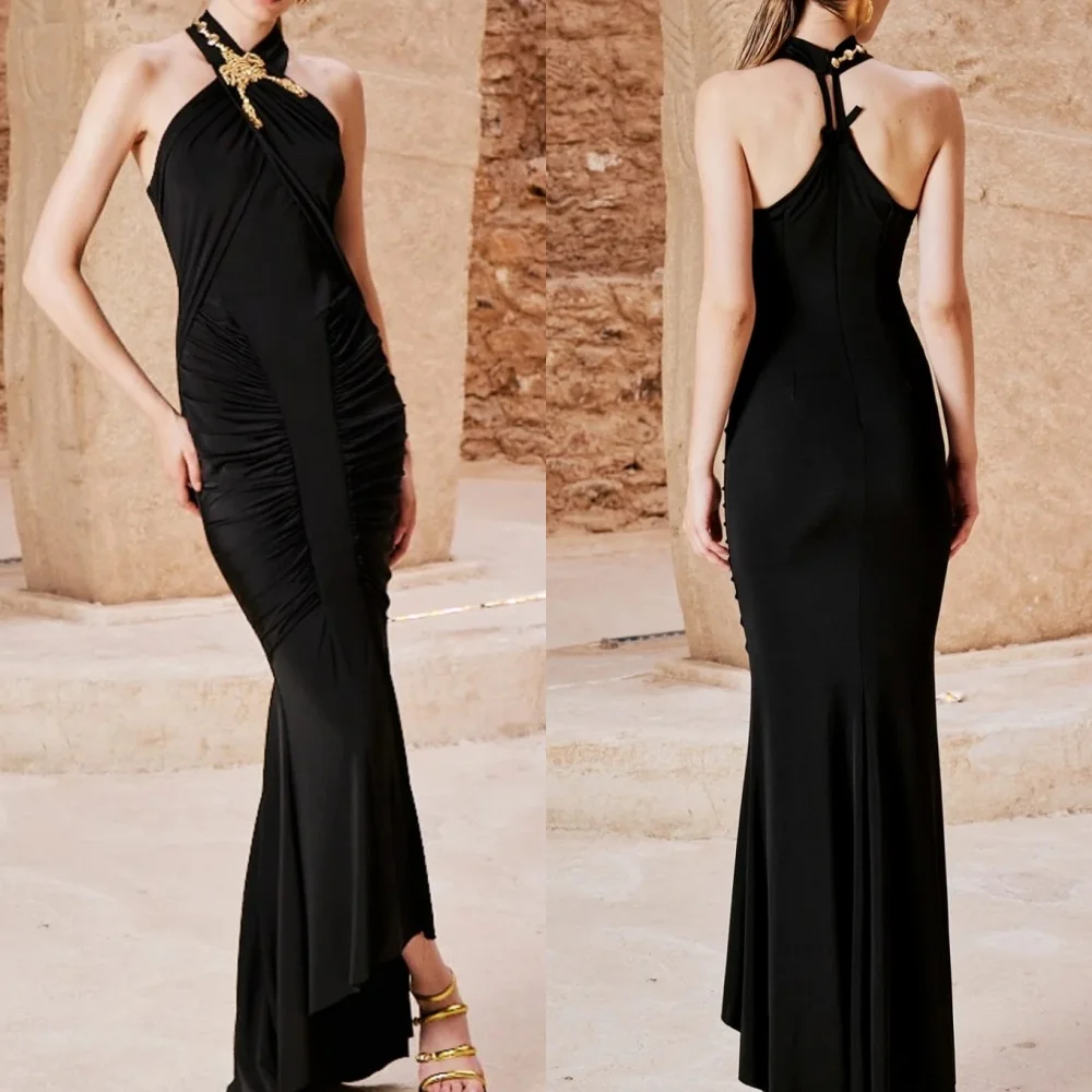 Customized Fashion …