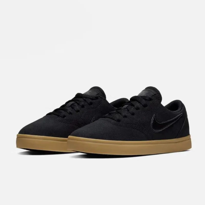 

Nike's New Court Series Thin-Soled, Lightweight and Comfortable Outdoor Women's Skate Shoes, Wear-Resistant and Durable for Daily Wear, Low-Top Sneakers, Fashionable and Versatile Classic Black Commuting Flat Shoes, a Must-Have for Women 905373-006