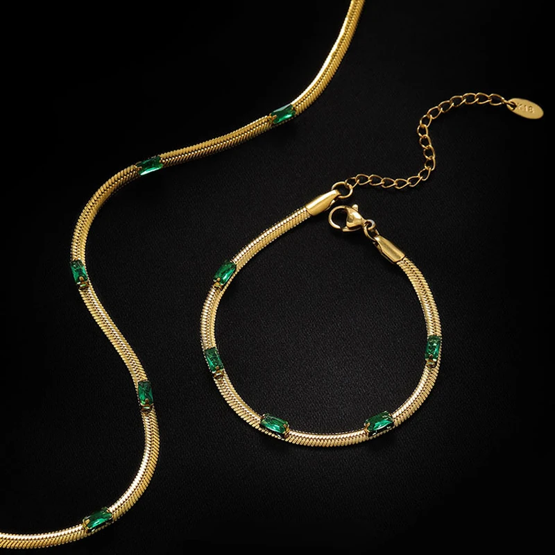 Braccialetto con ciondoli italiani bracciale con osso di serpente in zircone verde acciaio al titanio 316L per donna regalo di gioielli di moda