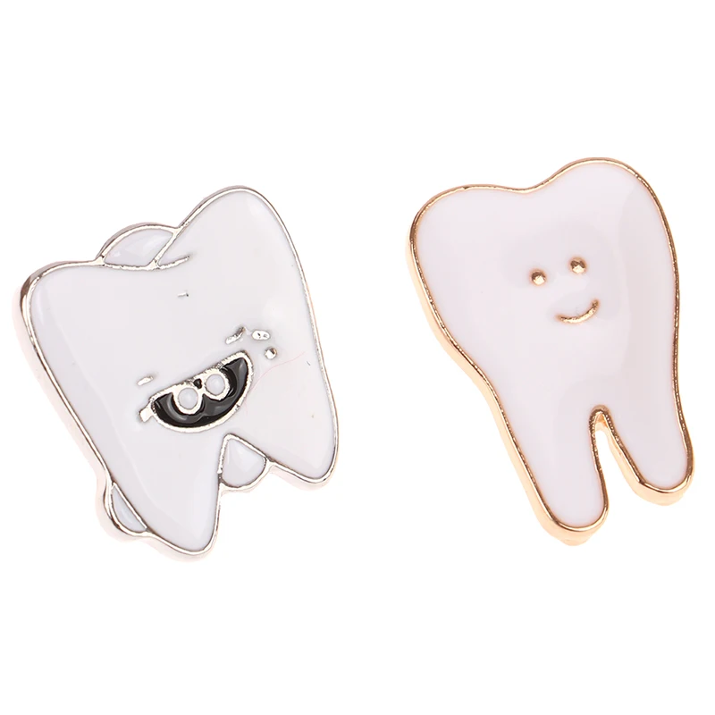 Desenhos animados Tooth Shape Medical Brooch, Pin para Médico, Enfermeira, Lapela, Mochila, Emblema Pins, Jóias Gift Accessories, 1Pc