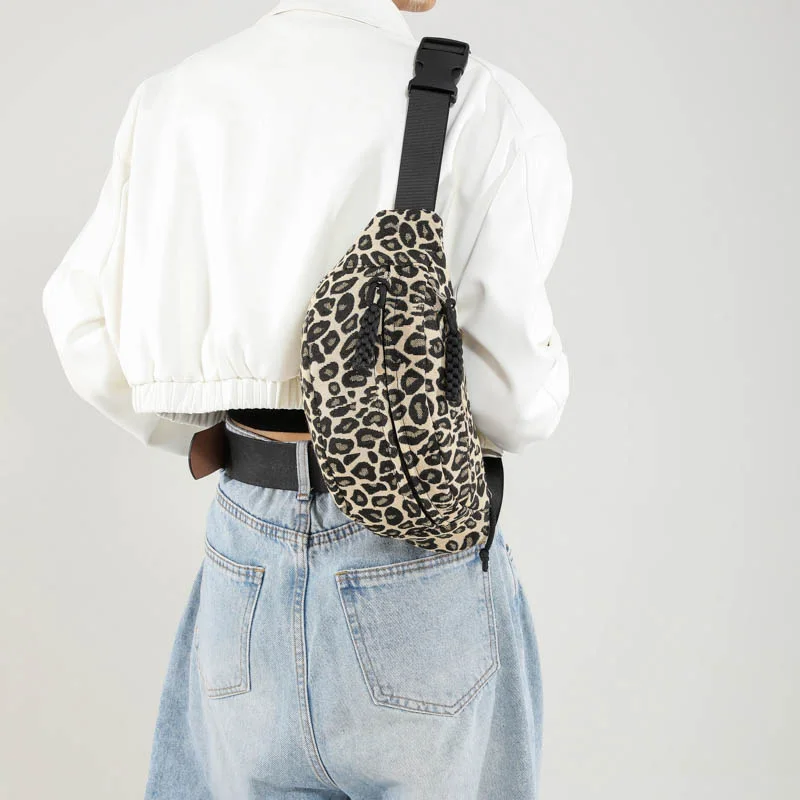 Leopard Print Canvas Waist Bag Fashion Trend Fanny Pack Woman Chest Pack New Female Belt Bag Designer Shoulder Crossbody Bags