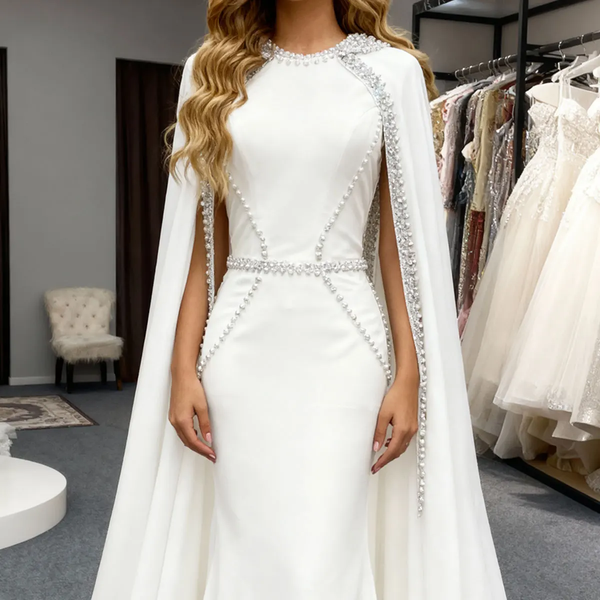 فستان زفاف حورية البحر أنيق مطرز مع ذيل بأكمام طويلة من الساتان لحفلات الزفاف للنساء فيستدوس نوفيا