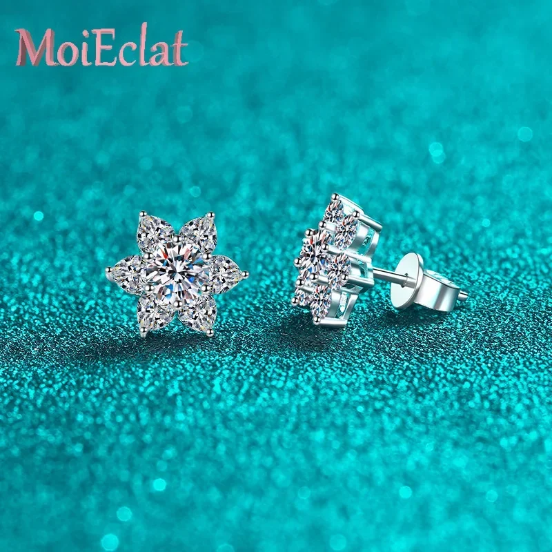 For Women Platinum Pt950 Ultra Shiny Jewelry with Hexagram Star Design 2.2ct Moissanite Stud Earrings Perfect for Adding Glamour