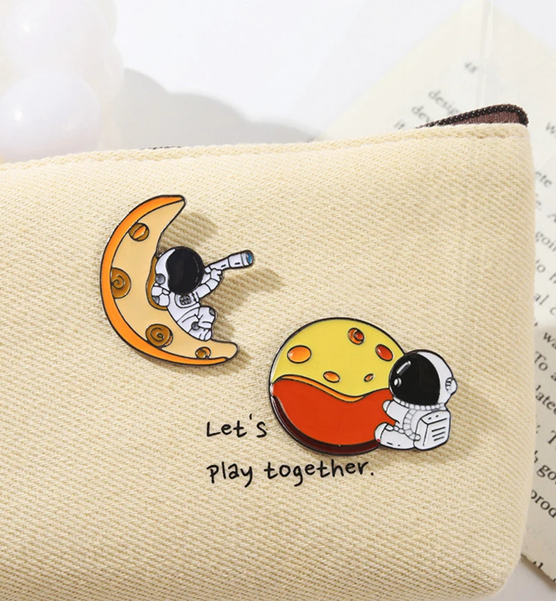 Balon tas Pin logam lencana anak seperti kartun perhiasan bros hadiah untuk anak-anak astronot Enamel Pin kustom Planet eksplorasi panas