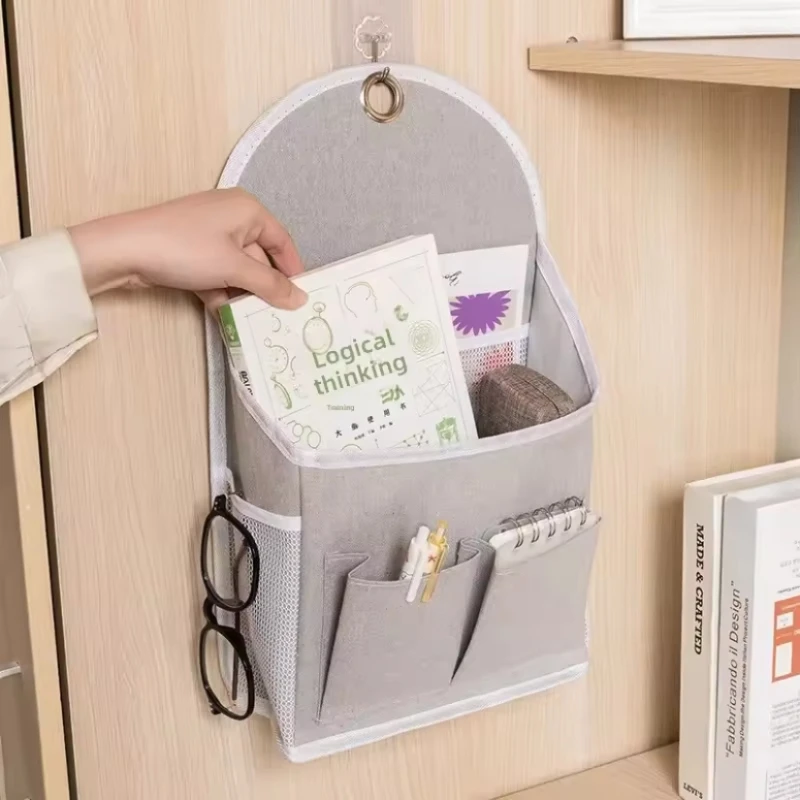 حقيبة تخزين قماشية معلقة لحقائب باب الحائط المثبتة على الحائط وجيب مزدوج ومنظم شبكي جانبي وحامل هاتف مجلة الكتب