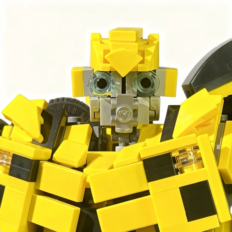 827pcs MOC Icons Bumblebee - Transforming Robot 2007-2009 Model Building Blocks Christmas Gift Assemble Display Creative Craft