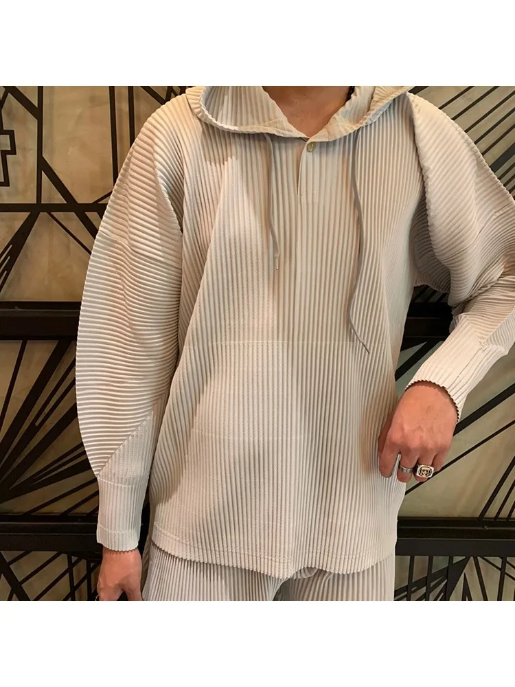 

Miyake Pleated Men's Hooded Sweatshirt Loose Casual Simple Drawstring Pullover Hoodie Men's Korean Version Fashionable Men's Top