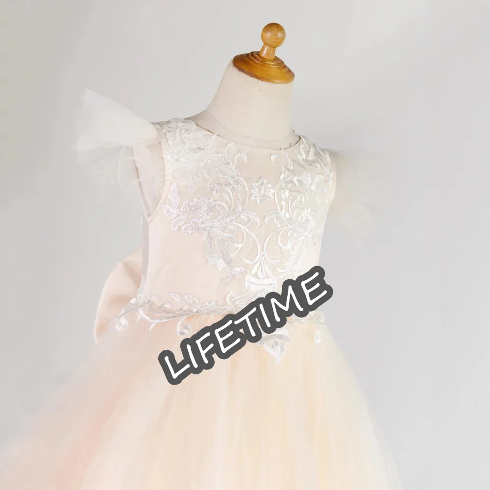 Boho Tulle Lace Kids Flower Girl Dresses Flower Emboridery First Communion Dress Satin Bow Sashes Cap Sleeves