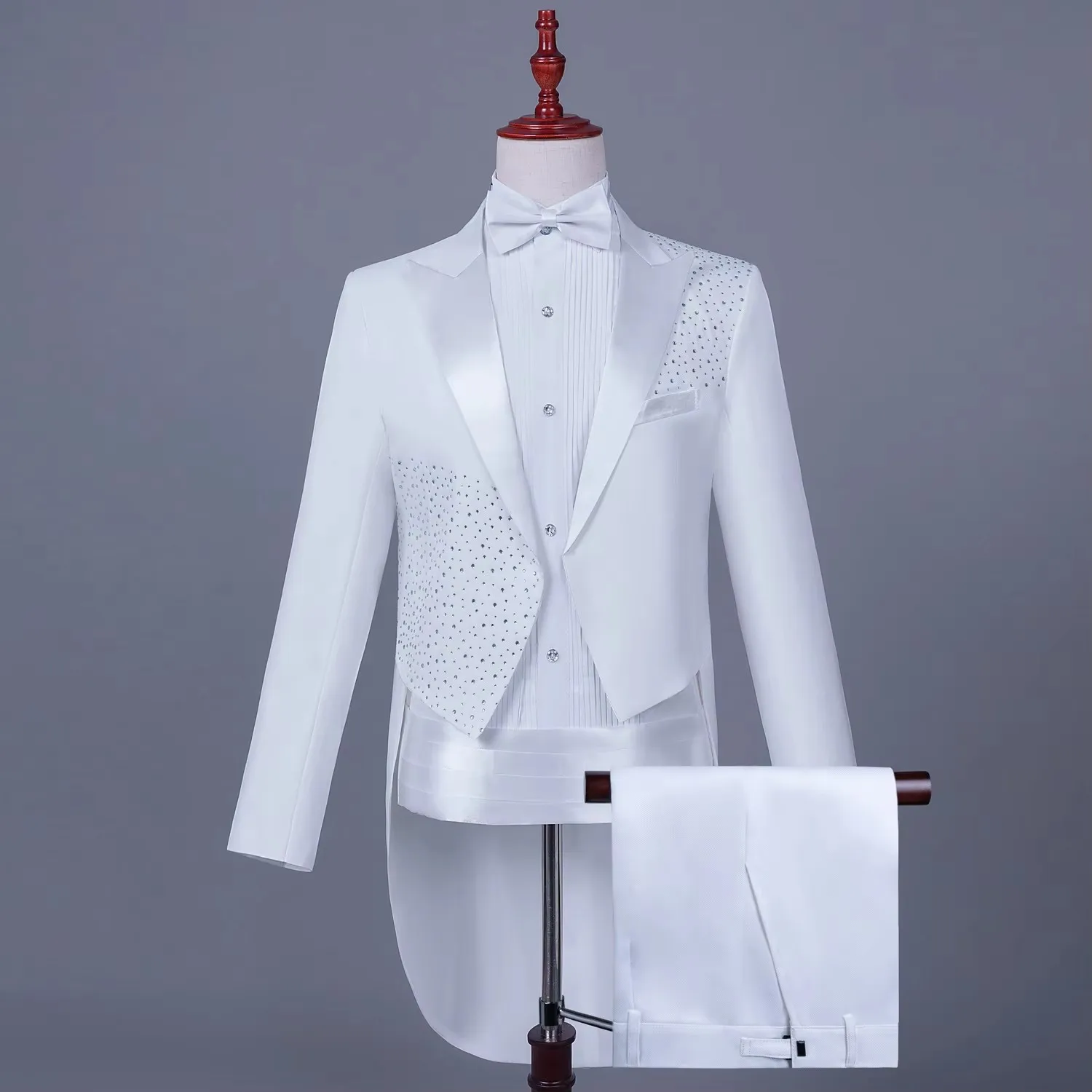 

Мужской приталенный фрак со стразами, костюм с ласточкиным хвостом, комплект пальто для сцены, вечеринки, черный/белый костюм для хора, волшебника, певицы