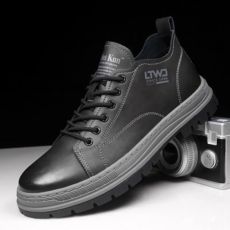 Cow Leather Driving Sports Shoes for Men Spring Autumn New Designer Fashion Causal Sneakers Male Solid Color Men's Board Shoes