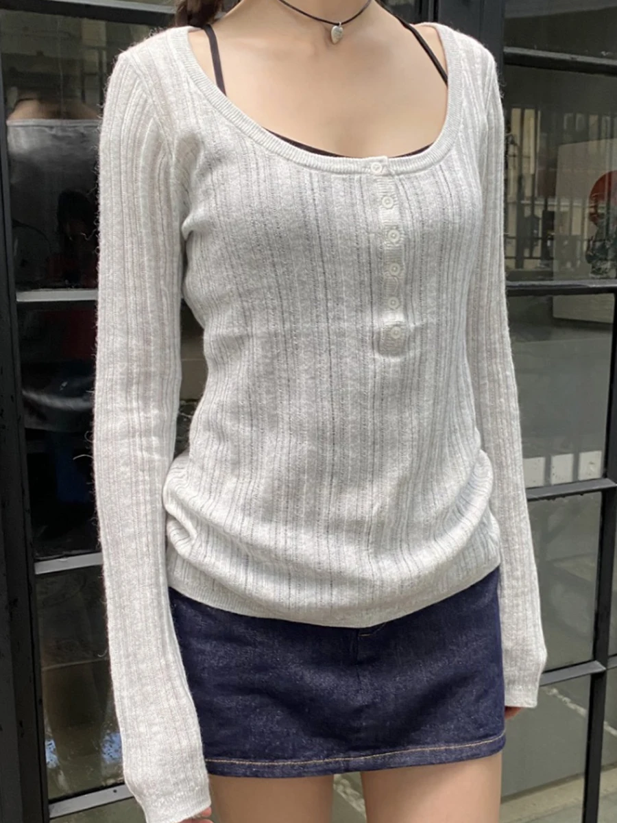 

Женская серая трикотажная футболка с длинным рукавом, осенний пуловер с шестью пуговицами и круглым вырезом, топы в консервативном стиле, повседневные модные футболки Y2k, новинка