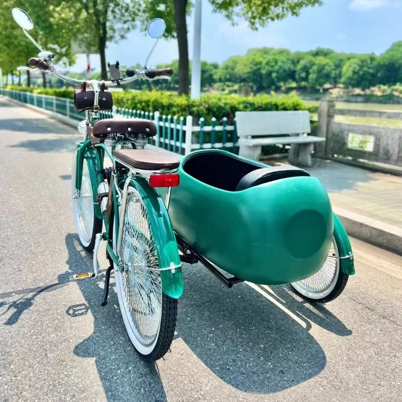 

advanced sense park display, side bucket, drag bucket bicycle, dense spokes, high-end side three-wheeled bicycle