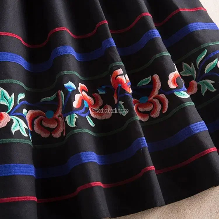 2023 autumn and winter new chinese ethnic style skirt embroidery vintage embroidery women cotton loose elegant style skirt g978