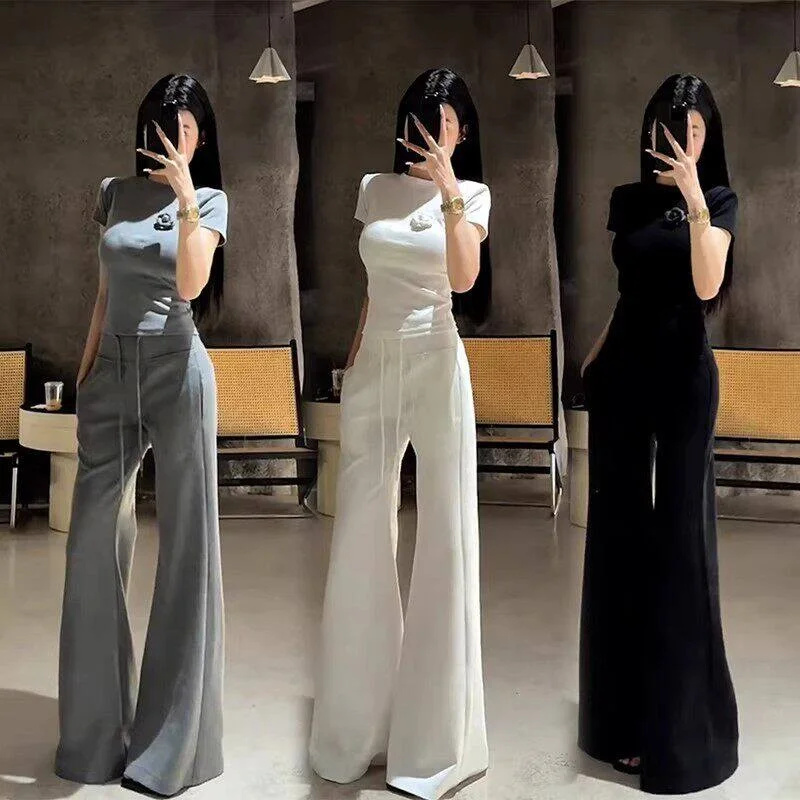 

Корейский стиль: женский комплект из двух предметов – футболка с круглым вырезом и коротким рукавом, модный повседневный костюм для весны и лета