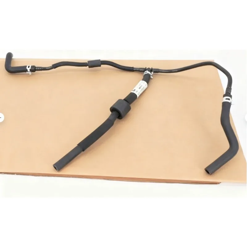 

1303115XPW01B 1pc Auxiliary Kettle Connecting Pipe for Great Wall Poer Tank 300