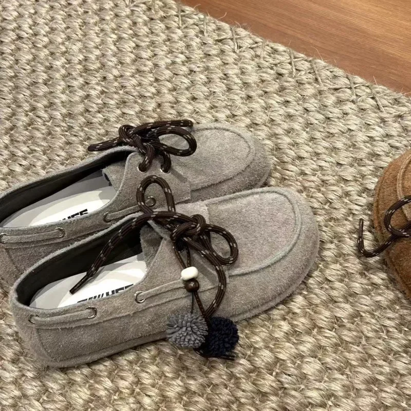 

2025 Autumn New Style Kangaroo Shoes Women's Slip-On Flat Bottom Lace-Up Detachable Pendant Loafers Casual Comfortable Footwear