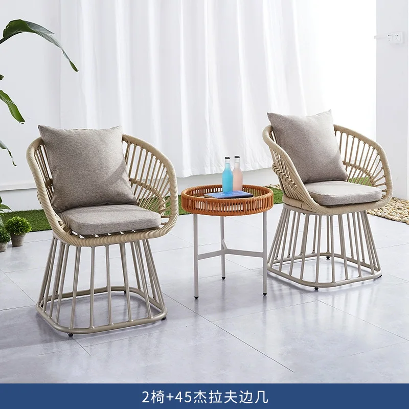 

Садовый стол и стулья во дворе, балкон виллы для отдыха, один стол и четыре стула, отель B&B, чайный столик и стулья, вкладка из ротанга