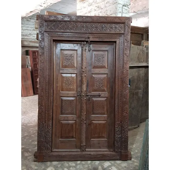 Porta chinesa tradicional, dianteira