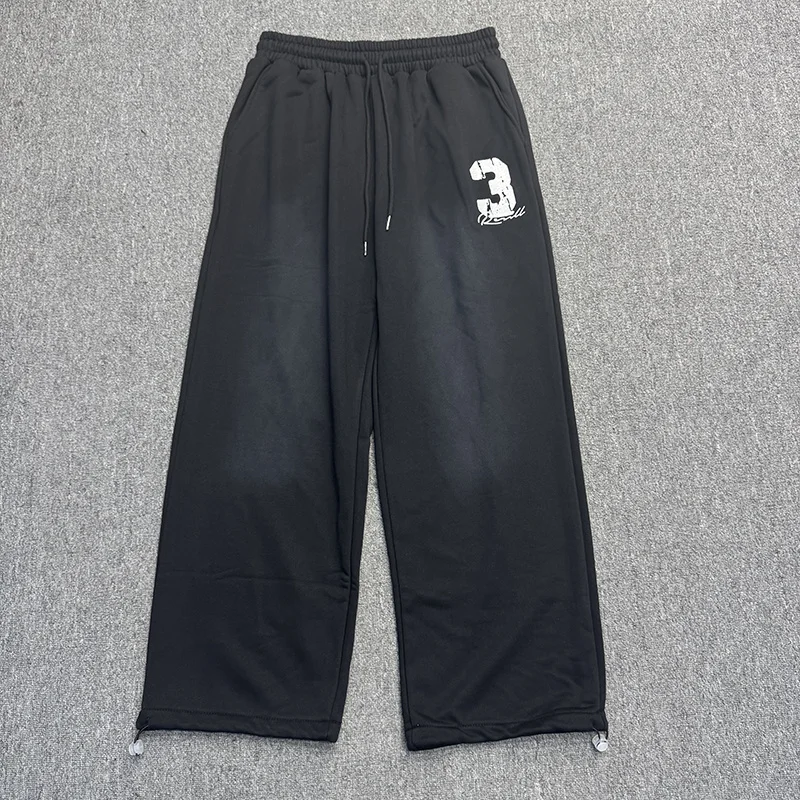 

Пятно Вышивка Цифра 3 Логотип Свободные широкие брюки для окрашивания спреем Мужчины Женщины Синий Черный Повседневные брюки Брюки с ремешком на щиколотке