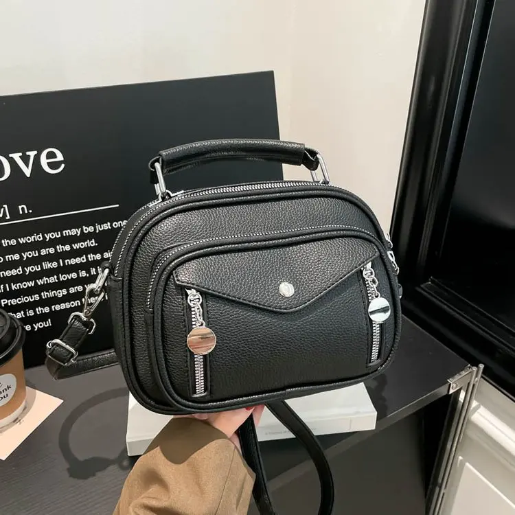 

Fashion Trendy Korean-Inspired Women's Bag - Soft Material Multi-Pocket Tote for Everyday Use & Travel