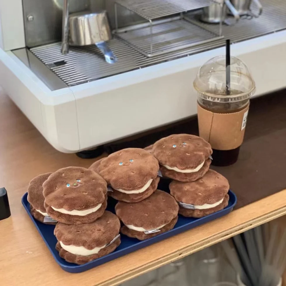 

Cheese Slice Design Ins Popular Pet Toys Interactive Dog Hide Food Toy