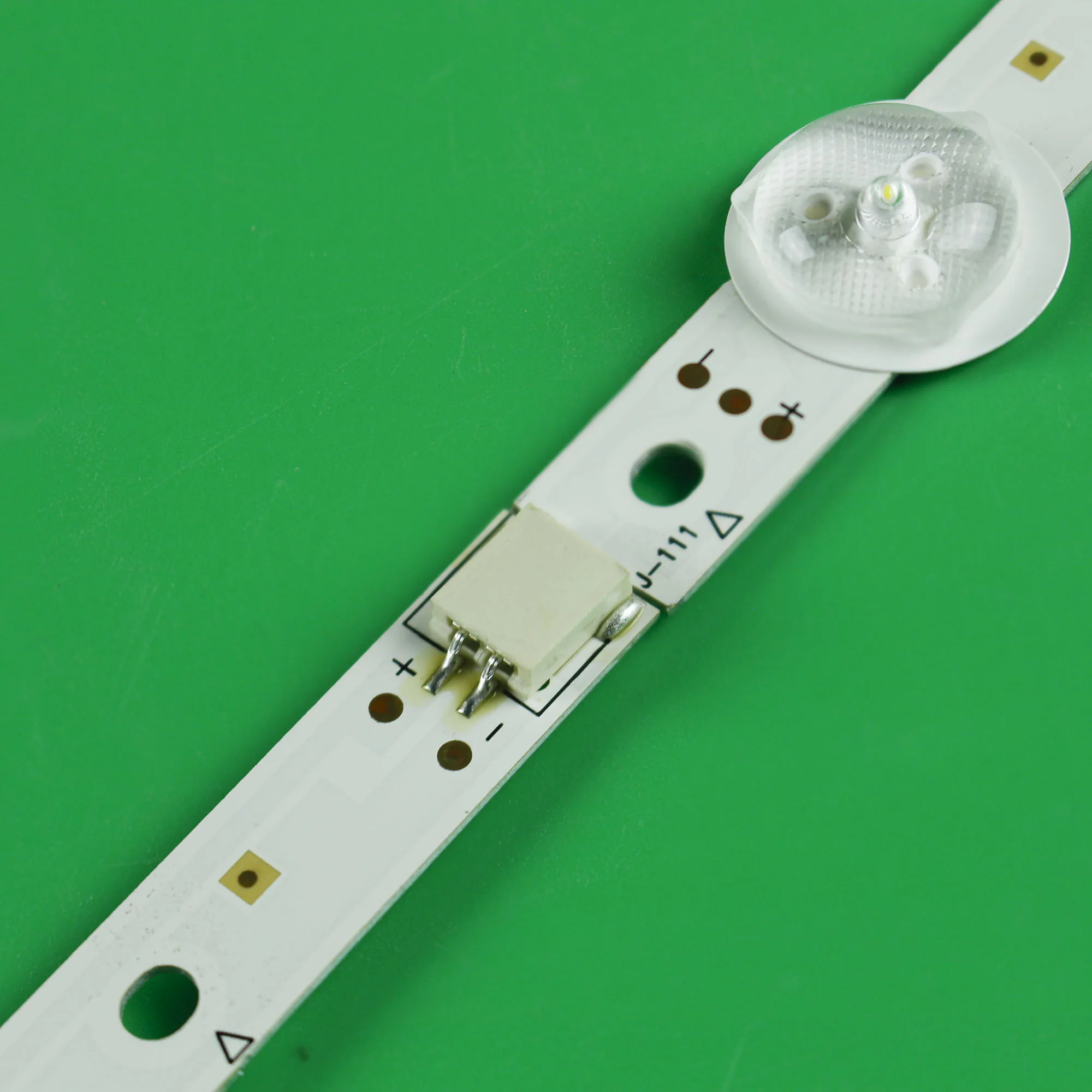 LED strip For LG 42inch LCD TV 42LN5200 42LN549C 42LN541C 42LN5300 42LN5204 6916L-1402A 6916L-1403A 6916L-1404A 6916L-1405A