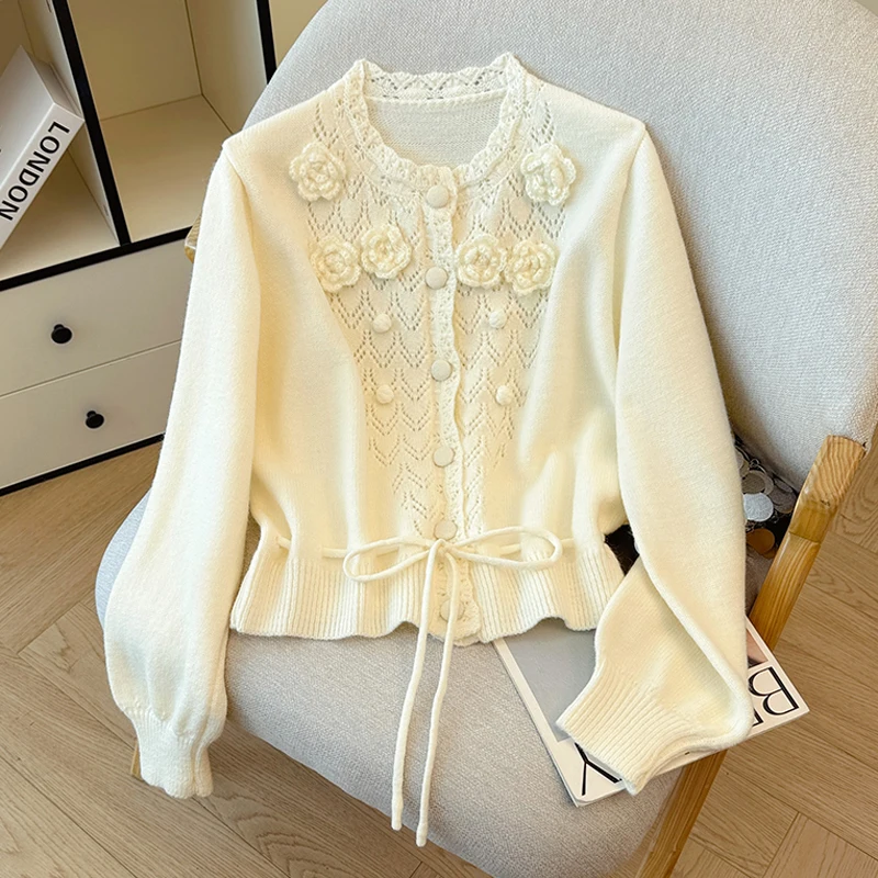 

Милый вязаный кардиган с объемным цветком и длинными рукавами, женский осенний модный повседневный элегантный женский повседневный топ с круглым вырезом и пуговицами
