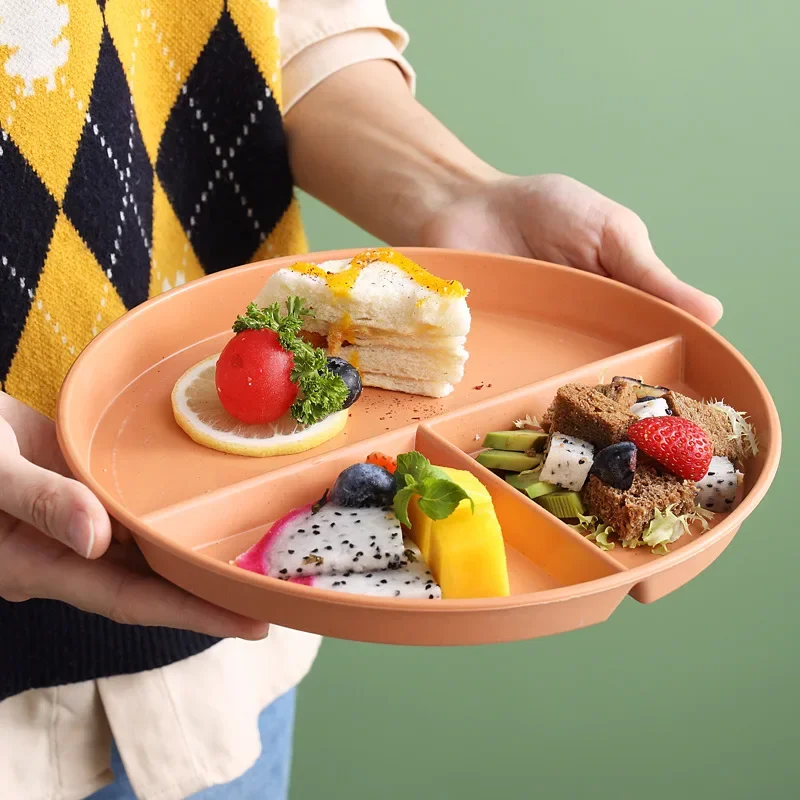 Quantitative Meal Tray with Three Compartments for Fat Reduction and Anti-Drop Design - Perfect for School Meals