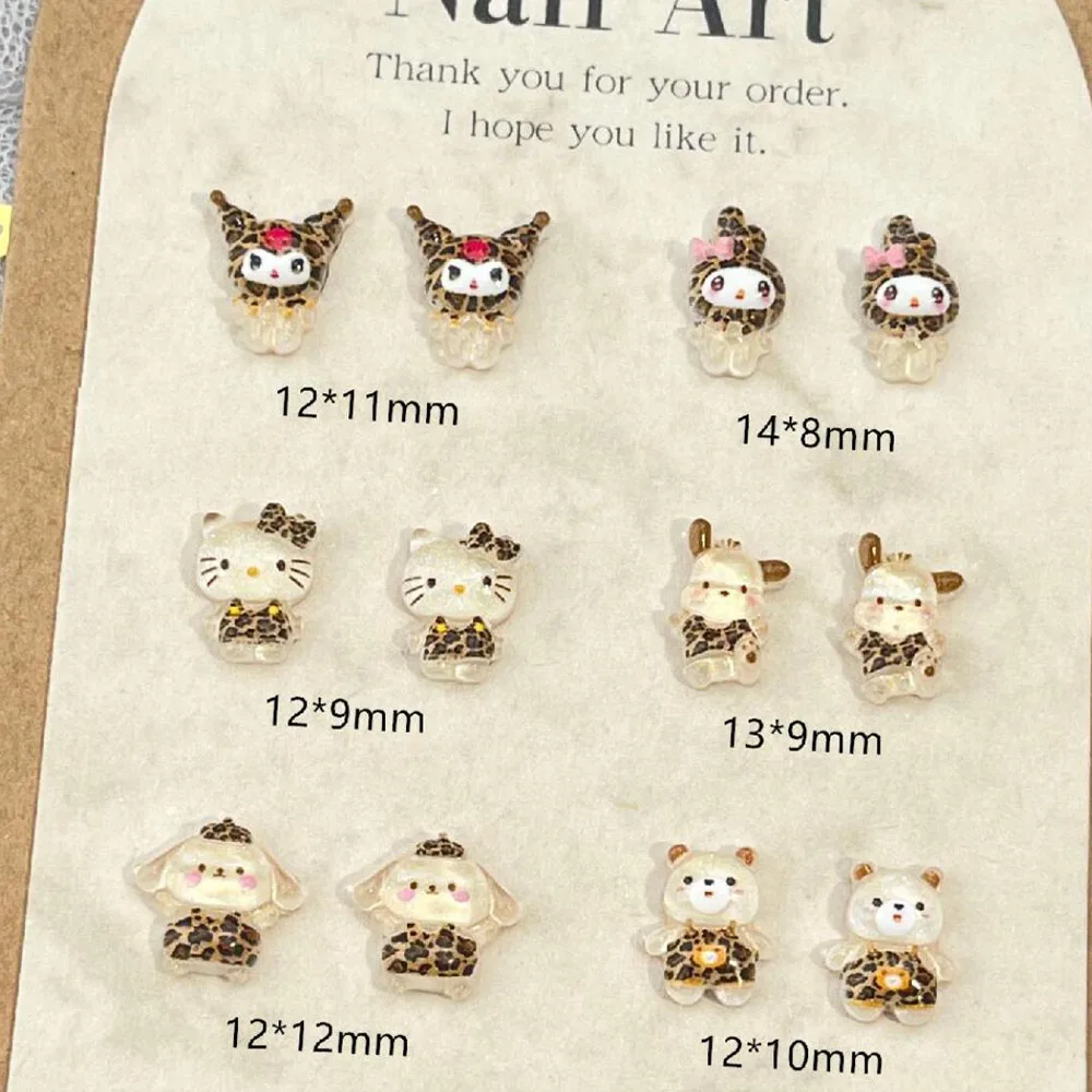 50 Stück-y2k Leopardenmuster Hello Kitty, My Melody, Kuromi Nagel Charms Niedliche Harz Flatback Nageldekoration Zubehör für Herbst Winter