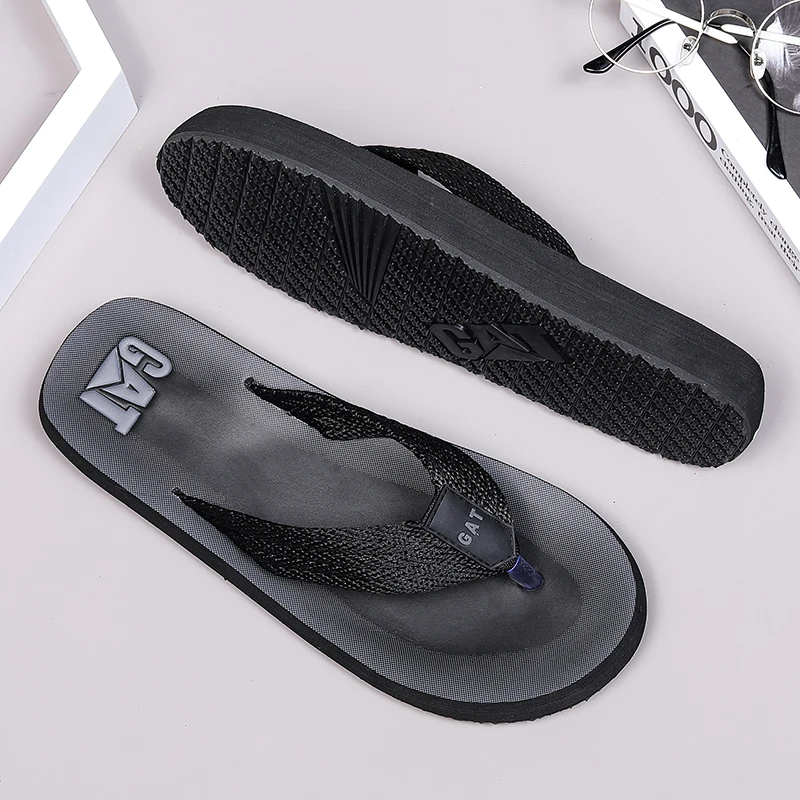 Flip-flops summer men\'s outdoor casual beach shoes breathable lightweight soft-soled slippers non-slip wear-resistant sandals