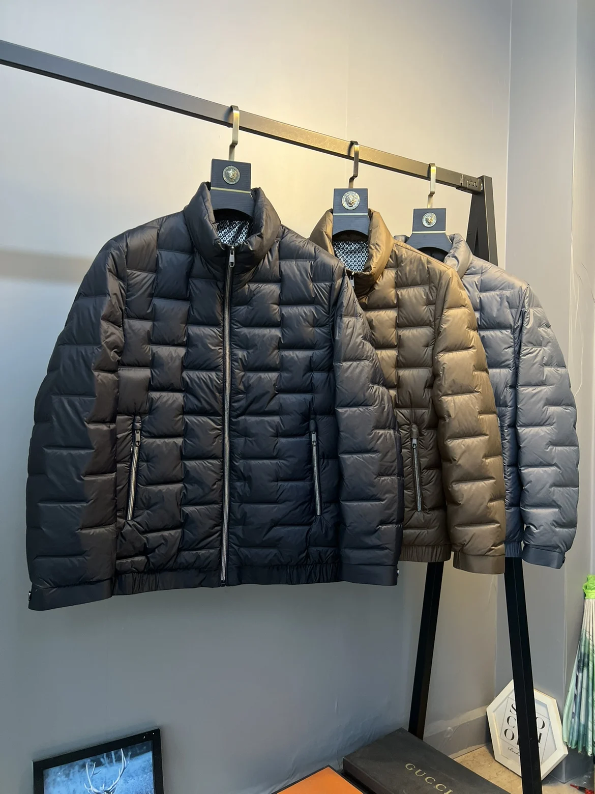 

Мужская повседневная стеганая пуховая куртка на осень-зиму с воротником-стойкой, в клетку, 90% пух, теплая, модная, легкая, для активного отдыха