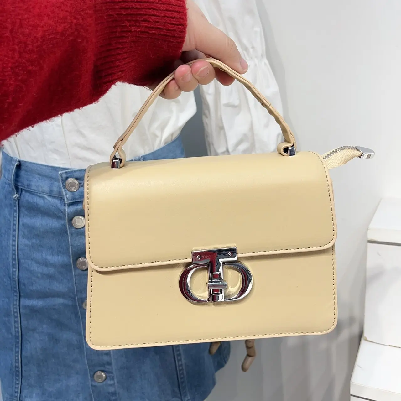 

Women's Luxury Leather Classic Crossbody Stylish Tote Designer Bag Elegant Shoulder Fashion Handbag For Daily Outings